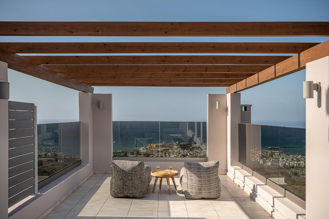 Tria Monastiria Villa Heora - The Floating Residence מראה חיצוני תמונה