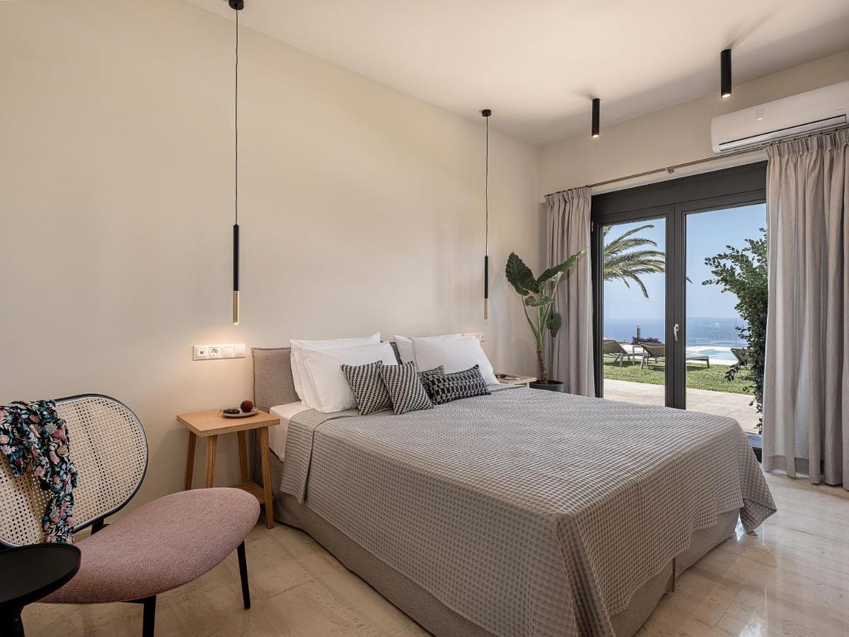 Tria Monastiria Villa Heora - The Floating Residence מראה חיצוני תמונה