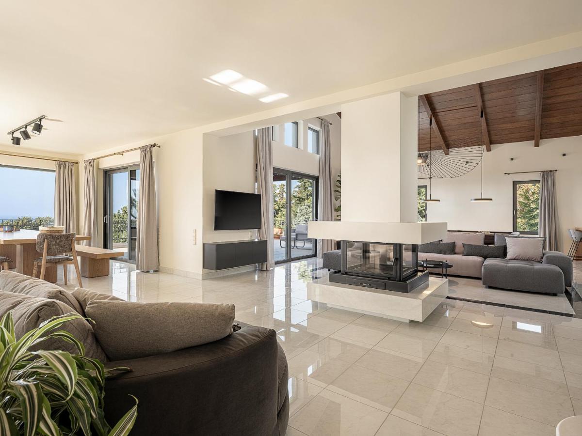 Tria Monastiria Villa Heora - The Floating Residence מראה חיצוני תמונה