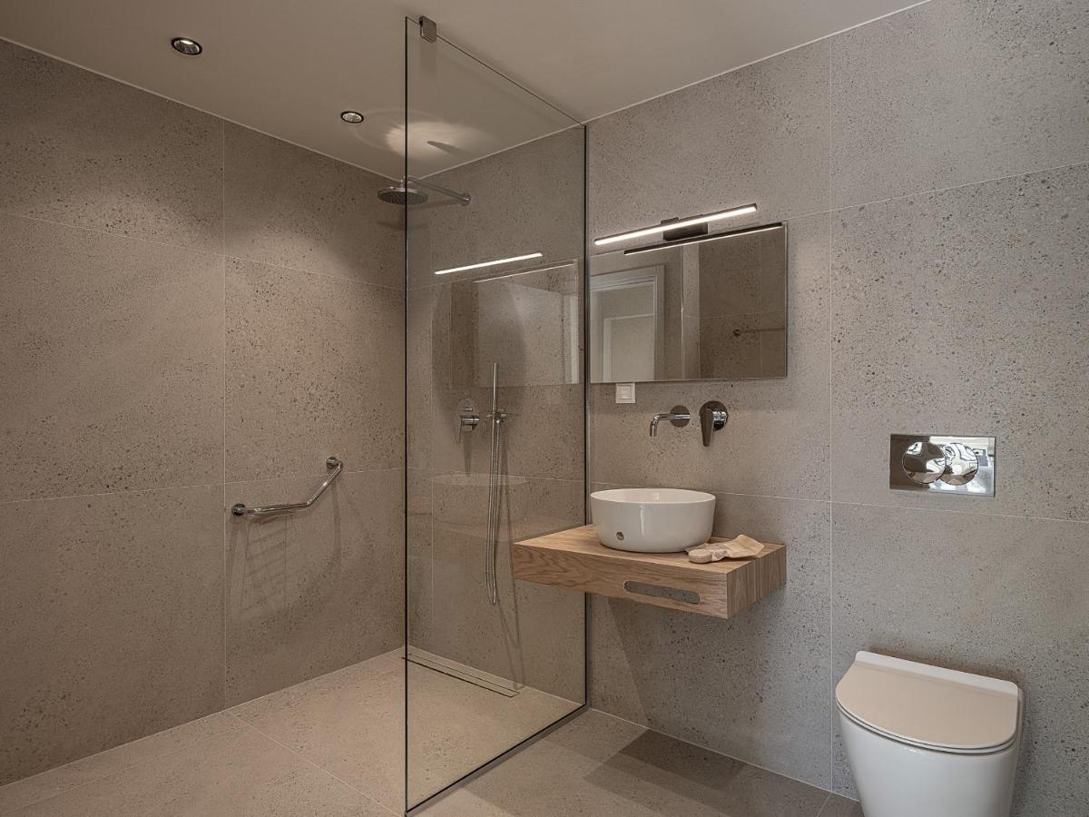 Tria Monastiria Villa Heora - The Floating Residence מראה חיצוני תמונה